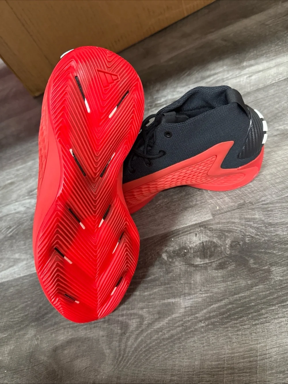 Men Adidas AE 1 Low Athletic Sneakers in Red and Black Sz 10 NEW